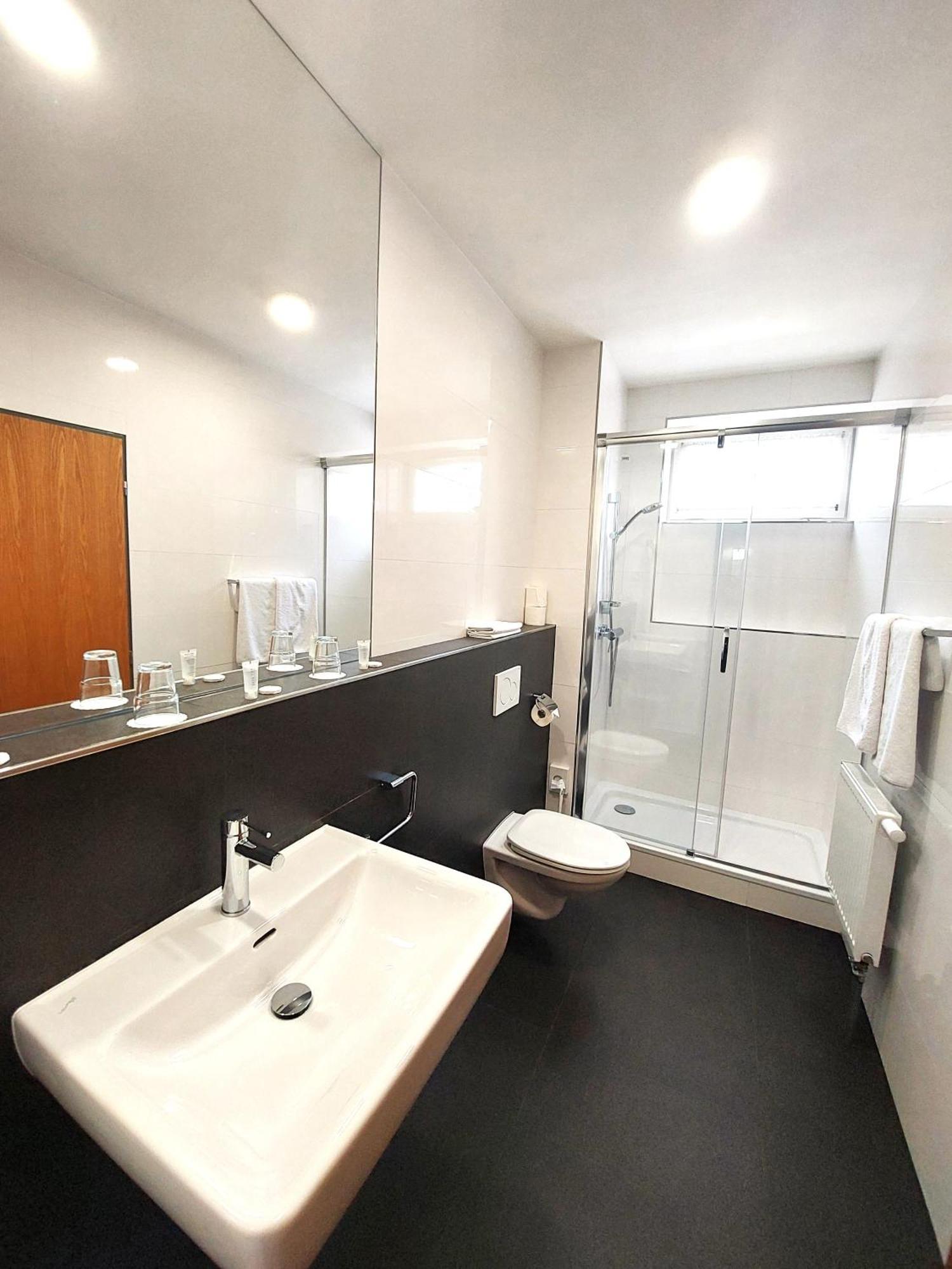 Hotel Avion