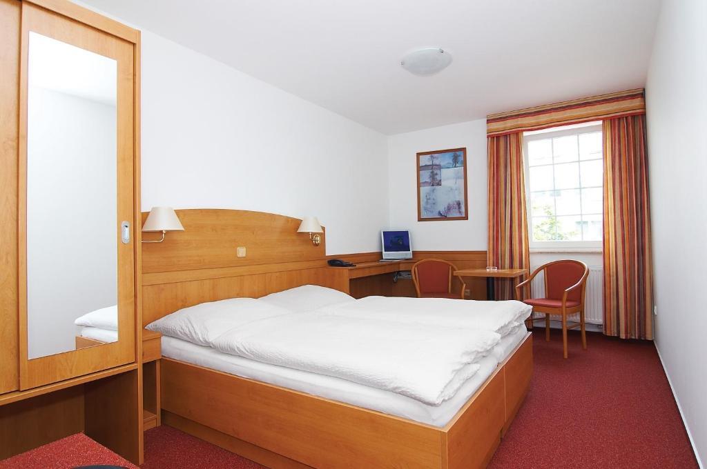 Avion Hotel 3*